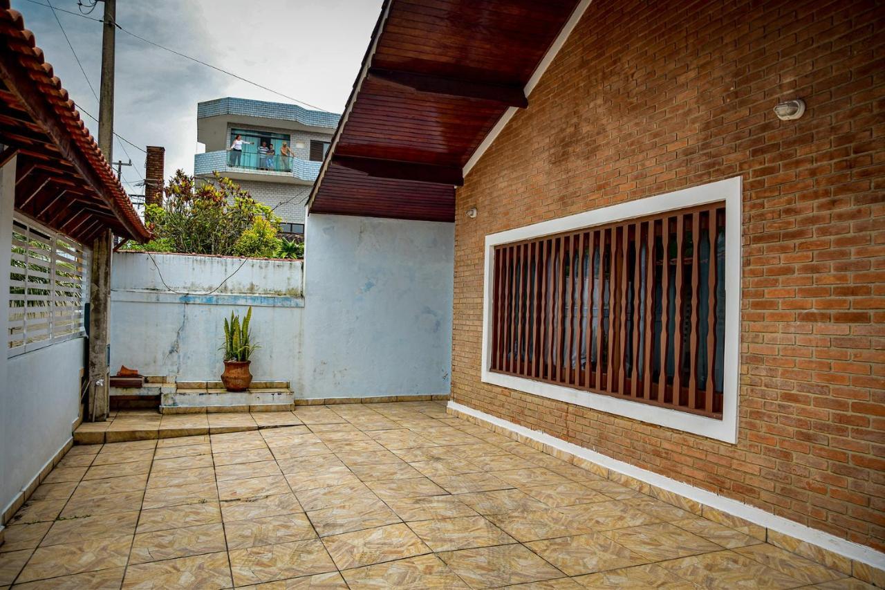 Otima Casa Com Wi-Fi A 350M Da Praia De Peruibe Sp Luaran gambar
